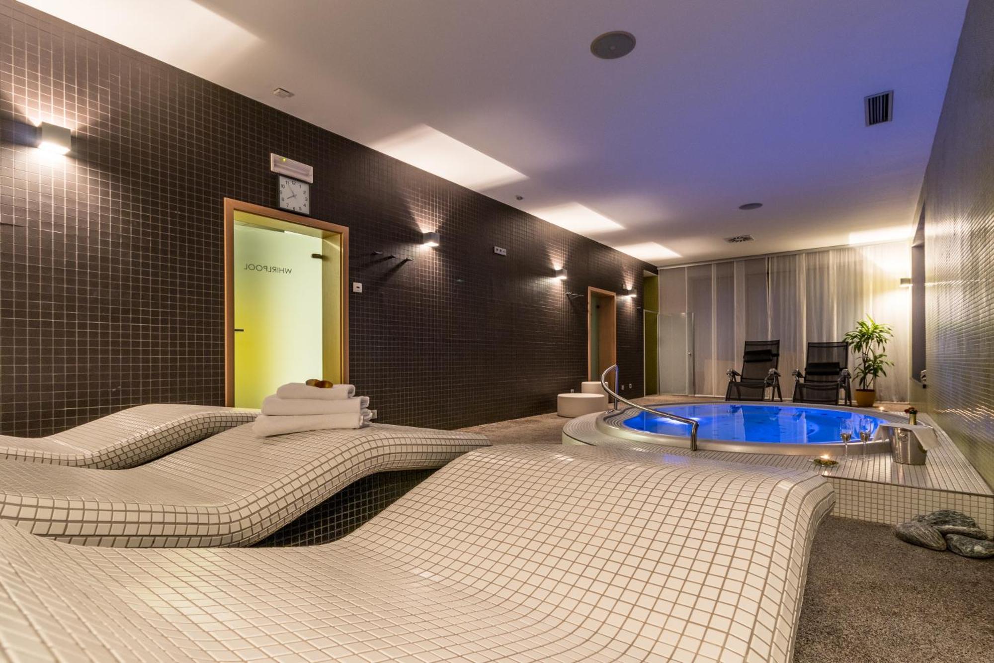 Hotel Kravi Hora Bořetice Eksteriør billede