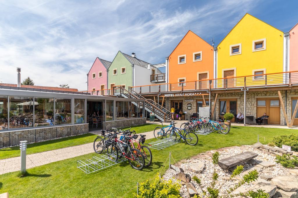 Hotel Kravi Hora Bořetice Eksteriør billede